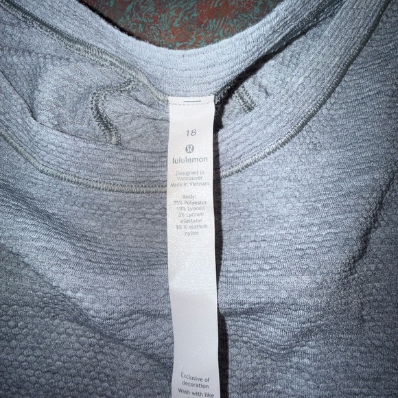 Lululemon Swiftly tech short sleve shirt size 18 - Picture 3 of 8